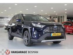 Blauw Gebruikt 2019 Toyota RAV4 SUV | € 30.900 (Eerlijke prijs)