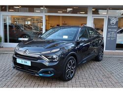 Zwart Gebruikt 2021 Citroën e-C4 Feel SUV | € 17.950 (Eerlijke prijs)