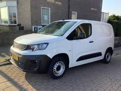 Wit Gebruikt 2021 Peugeot Partner Premium MPV | € 8.950 (Goede deal)