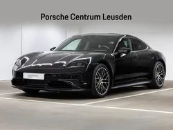 Zwart, metallic lak Gebruikt 2024 Porsche Taycan Sedan | € 89.900 (Goede deal)