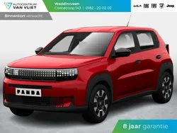 Rood Nieuw 2025 Fiat Panda Icon Hatchback | € 25.990 (Eerlijke prijs)