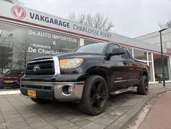 Zwart, metallic lak Gebruikt 2012 Toyota Tundra Pickup | € 23.946 (Eerlijke prijs)