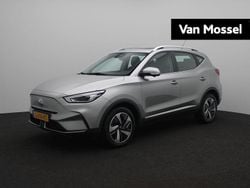 Grijs Gebruikt 2023 MG ZS Luxury Sedan | € 27.795 (Eerlijke prijs)