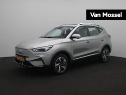 Grijs Gebruikt 2023 MG ZS Luxury Sedan | € 27.795 (Eerlijke prijs)
