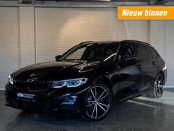 Zwart Gebruikt 2021 BMW 318 Executive Stationwagen | € 34.450 (Duur)