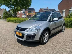 Grijs, metallic lak Gebruikt 2011 Suzuki SX4 Exclusive MPV | € 7.250 (Eerlijke prijs)
