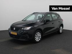 Zwart Gebruikt 2023 Seat Arona Style SUV | € 17.400 (Eerlijke prijs)