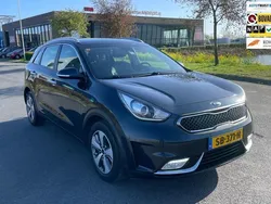 Blauw, metallic lak Gebruikt 2018 Kia Niro SUV | € 16.950 (Eerlijke prijs)