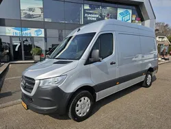Zilver Gebruikt 2021 Mercedes Sprinter Van | € 27.950 (Eerlijke prijs)