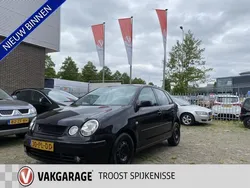 Zwart Gebruikt 2004 VW Polo Hatchback | € 1.450 (Goede deal)