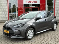 Grijs Gebruikt 2021 Toyota Yaris Hatchback | € 17.900 (Goede deal)