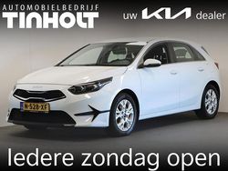 Wit Gebruikt 2022 Kia Ceed Hatchback | € 16.950 (Eerlijke prijs)