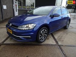 Blauw Gebruikt 2018 VW Golf VII Highline Hatchback | € 16.950 (Goede deal)