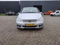 Grijs (metallic) Gebruikt 2005 Mercedes A170 Classic MPV | € 1.950 (Super prijs)