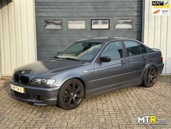 Grijs (metallic) Gebruikt 2001 BMW 318 Executive Sedan | € 1.350 (Goede deal)