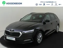 Zwart Gebruikt 2023 Skoda Octavia Business Line Stationwagen | € 24.950 (Eerlijke prijs)