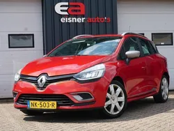 Rood Gebruikt 2017 Renault Clio GrandTour Intens Stationwagen | € 5.949 (Goede deal)