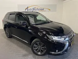 Zwart Gebruikt 2017 Mitsubishi Outlander Edition SUV | € 18.480 (Iets duurder)