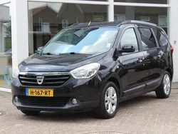 Zwart Gebruikt 2014 Dacia Lodgy MPV | € 5.950 (Goede deal)