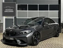 Grijs, metallic lak Gebruikt 2018 BMW M2 Comfort Edition Coupé | € 45.890 (Eerlijke prijs)