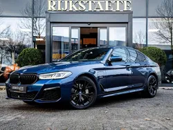 Blauw Gebruikt 2022 BMW 530e M Sport Sedan | € 42.900 (Eerlijke prijs)