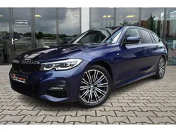Blauw Gebruikt 2021 BMW 330 Executive Stationwagen | € 34.900 (Eerlijke prijs)