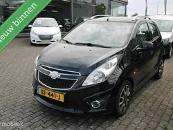 Zwart, metallic lak Gebruikt 2011 Chevrolet Spark LS Hatchback | € 2.950 (Eerlijke prijs)