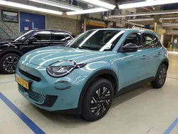 Blauw Nieuw 2025 Fiat 600 Comfort SUV | € 29.900 (Goede deal)
