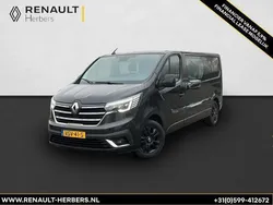Zwart metallic Gebruikt 2022 Renault Trafic Luxe Van | € 30.950