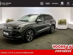 Grijs Nieuw 2024 VW Tiguan Edition SUV | € 56.495 (Iets duurder)