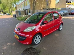 Rood Gebruikt 2008 Peugeot 107 Hatchback | € 1.749 (Eerlijke prijs)