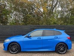Blauw Gebruikt 2020 BMW 118 Executive Hatchback | € 20.950 (Duur)
