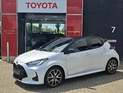 Gebruikt 2021 Toyota Yaris Hybrid Executive | € 23.999 (Goede deal)