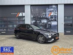 Zwart Gebruikt 2022 Mercedes C300e AMG line Stationwagen | € 40.850 (Eerlijke prijs)