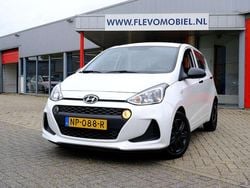 Wit, metallic lak Gebruikt 2017 Hyundai i10 Comfort Hatchback | € 6.750 (Goede deal)