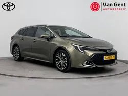 Groen Gebruikt 2024 Toyota Corolla Hybrid Stationwagen | € 31.999
