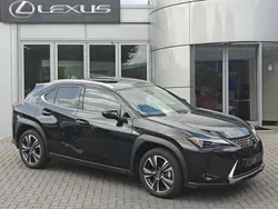 Zwart Gebruikt 2024 Lexus UX 250h Luxury Line SUV | € 39.440 (Eerlijke prijs)