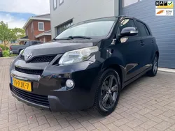 Zwart Gebruikt 2011 Toyota Urban Cruiser SUV | € 7.940 (Eerlijke prijs)