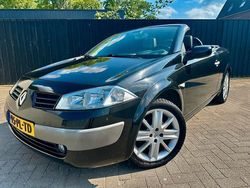 Gebruikt 2004 Renault Mégane II Cabriolet | € 1.890 (Eerlijke prijs)