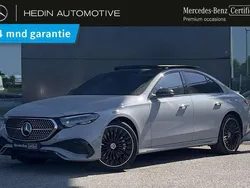 Grijs, metallic lak Gebruikt 2024 Mercedes E300 AMG line Sedan | € 71.900 (Duur)
