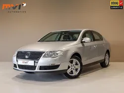 Grijs, metallic lak Gebruikt 2007 VW Passat Comfortline Sedan | € 7.000