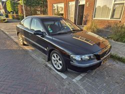 Zwart Gebruikt 2002 Volvo S60 Sedan | € 1.250 (Goede deal)