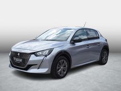 Gris artense Gebruikt 2022 Peugeot e-208 Allure Hatchback | € 17.399 (Eerlijke prijs)