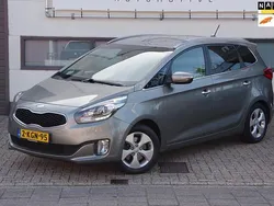Grijs Gebruikt 2013 Kia Carens MPV | € 9.950 (Eerlijke prijs)
