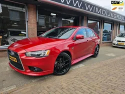 Rood Gebruikt 2015 Mitsubishi Lancer Sportback Edition Hatchback | € 11.950 (Iets duurder)