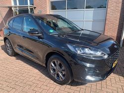 Zwart Gebruikt 2023 Ford Kuga ST-Line SUV | € 27.450 (Eerlijke prijs)