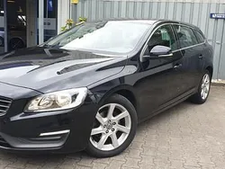 Zwart Gebruikt 2014 Volvo V60 Momentum Stationwagen | € 5.500 (Duur)