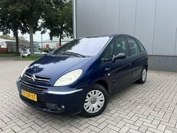 Blauw Gebruikt 2005 Citroën Xsara Picasso Attraction MPV | € 1.250 (Goede deal)