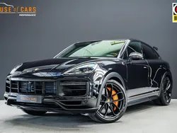 Zwart Gebruikt 2022 Porsche Cayenne Turbo GT SUV | € 181.290 (Iets duurder)