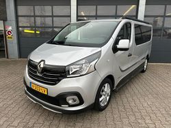 Grijs Gebruikt 2018 Renault Trafic MPV | € 20.657